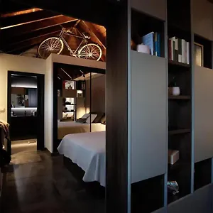 Komodo Gran Poder - Penthouse With Private Pool And Cozy Twin Bedroom Seville